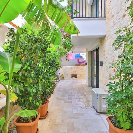 Apartahotel Sole Vista Homes 4*