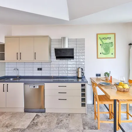 Sole Vista Homes 公寓式酒店 卡斯